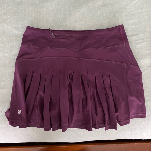 lululemon athletica Dresses & Skirts - Lululemon tennis skirt